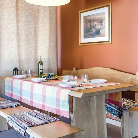 Beautiful In With Wifi Holiday home Sibenik