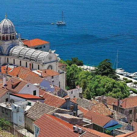Holiday home Beautiful In With Wifi Sibenik